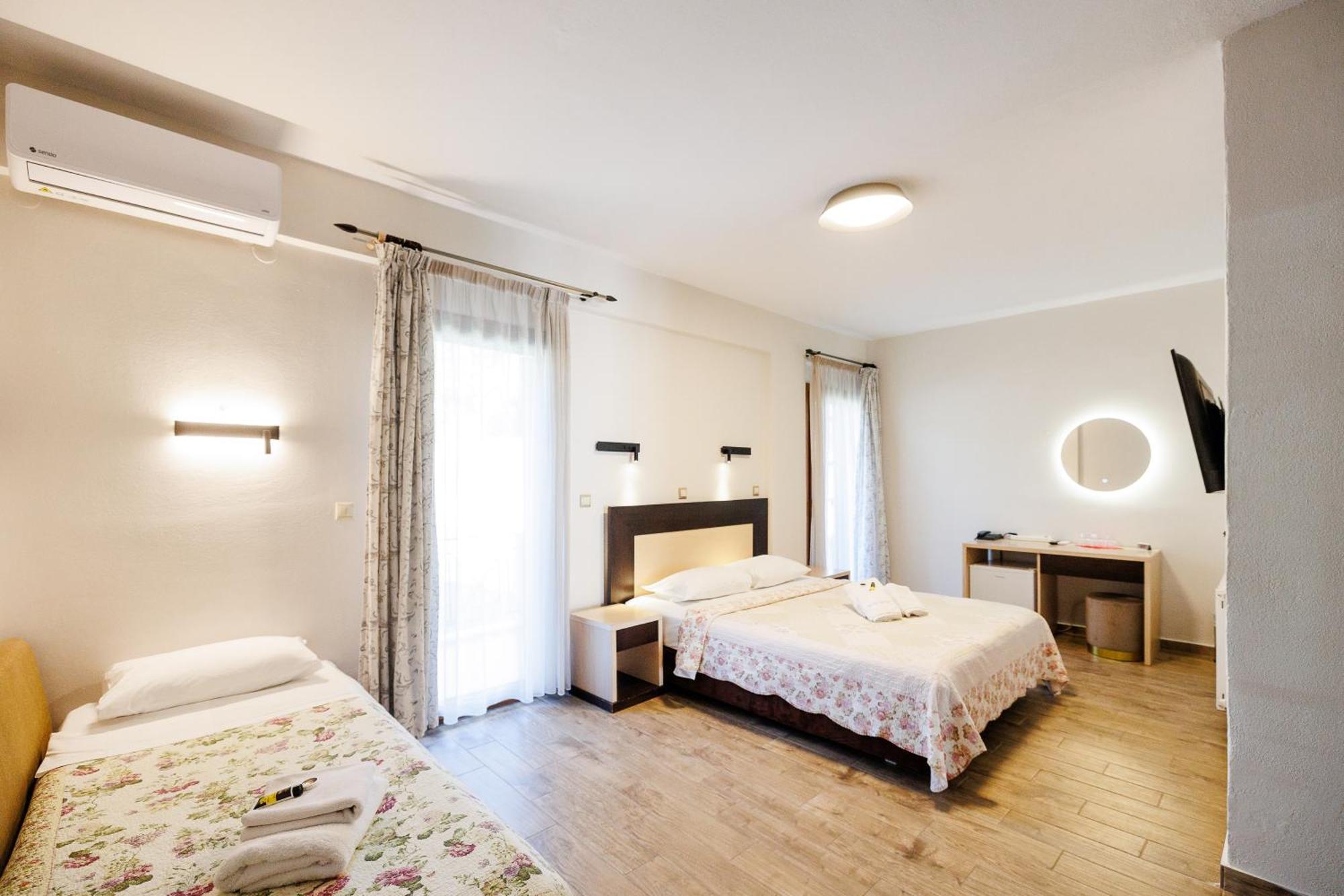 Hotel Hamam Angistron ภายนอก รูปภาพ